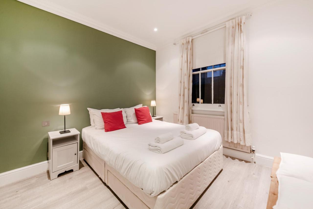 Lovely 2 Bedroom Flat In The Heart Of Chelsea لندن المظهر الخارجي الصورة