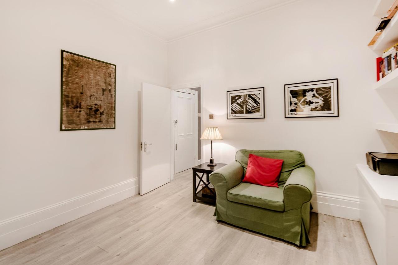 Lovely 2 Bedroom Flat In The Heart Of Chelsea لندن المظهر الخارجي الصورة