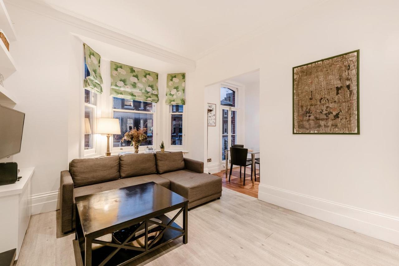 Lovely 2 Bedroom Flat In The Heart Of Chelsea لندن المظهر الخارجي الصورة