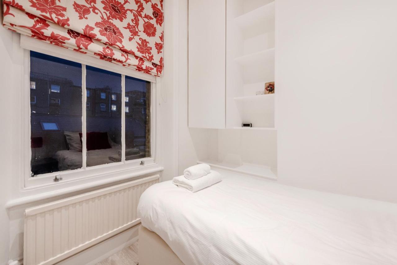 Lovely 2 Bedroom Flat In The Heart Of Chelsea لندن المظهر الخارجي الصورة