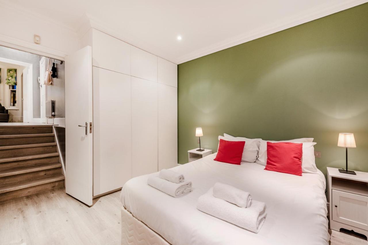 Lovely 2 Bedroom Flat In The Heart Of Chelsea لندن المظهر الخارجي الصورة