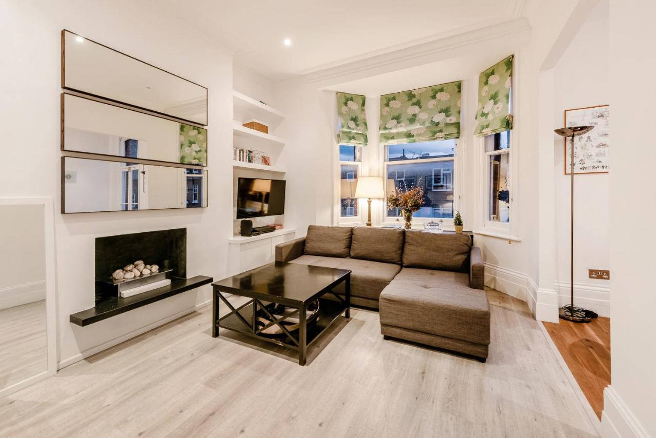 Lovely 2 Bedroom Flat In The Heart Of Chelsea لندن المظهر الخارجي الصورة